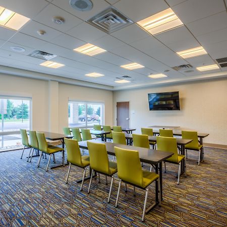 Holiday Inn Express & Suites Reedsville - State Coll Area, An Ihg Hotel Exterior photo